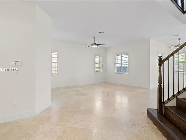 8610 Lakeside Bnd — Photo 14