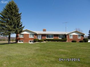 1347 Van Vleet Rd, Swartz Creek, MI 48473
