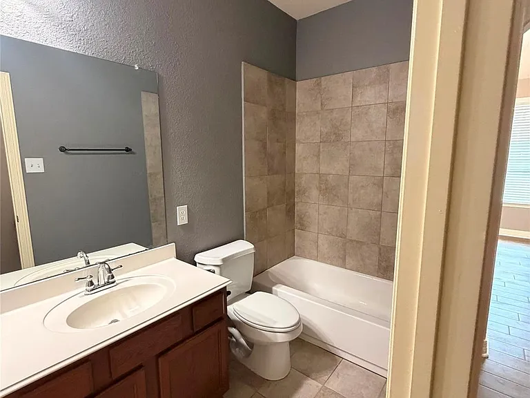 7211 Durango Creek Dr — Photo 22