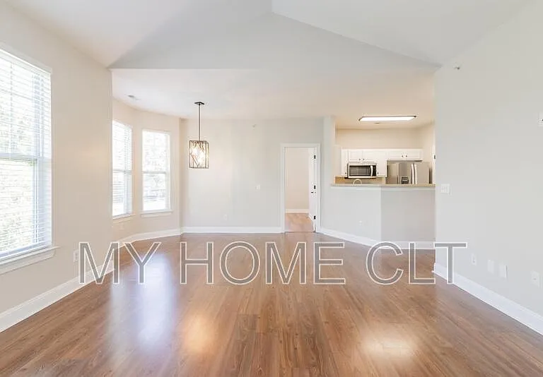6716 Mallard Park Dr #1 — Photo 8