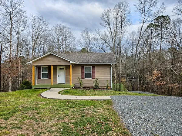 173 Warlick Dr — Photo 3