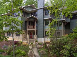 232 N Carolina Ter, Montreat, NC 28757