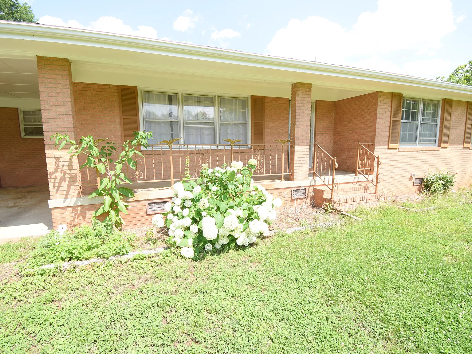 3 bed, 1784 sqft, $1,895 — Photo 2