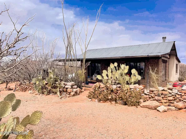 2950 E Vigilante Rd, Tombstone, AZ 85638