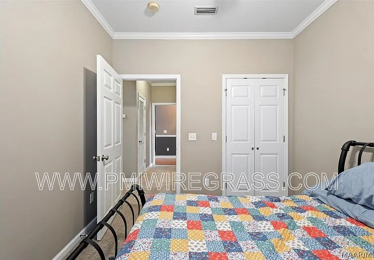 249 Windsor Garden Dr — Photo 29