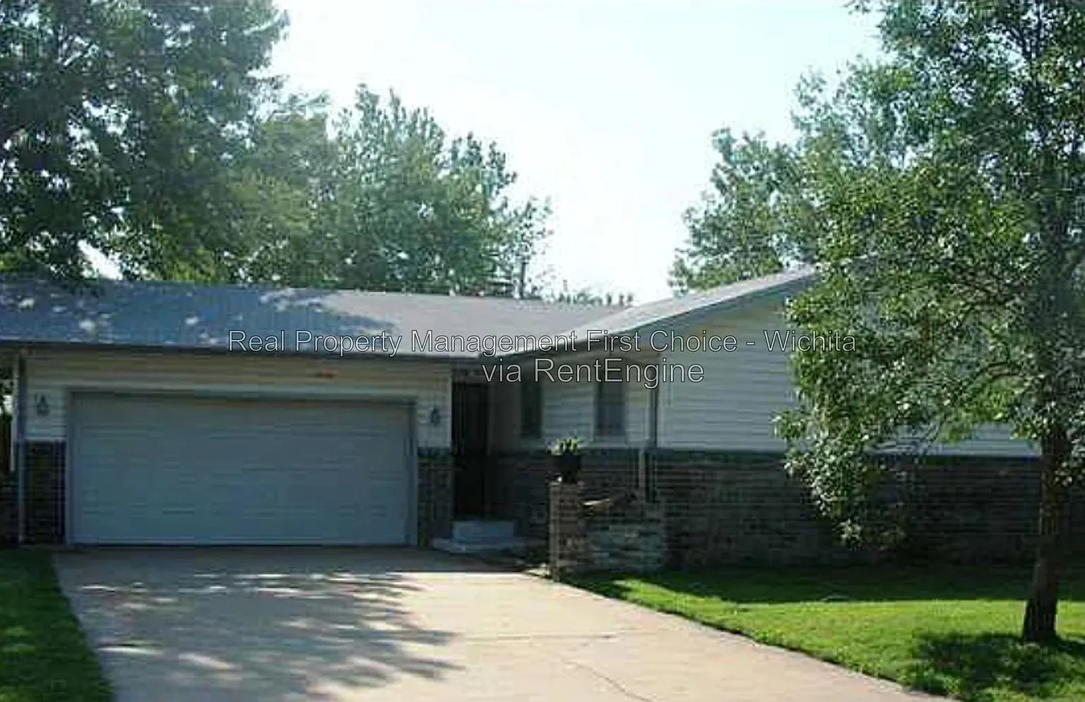 3 bed, 2.0 bath, 1596 sqft, $1,550 — Photo 1