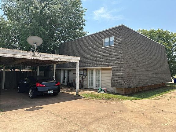 2nd image of 629 Welston Cir