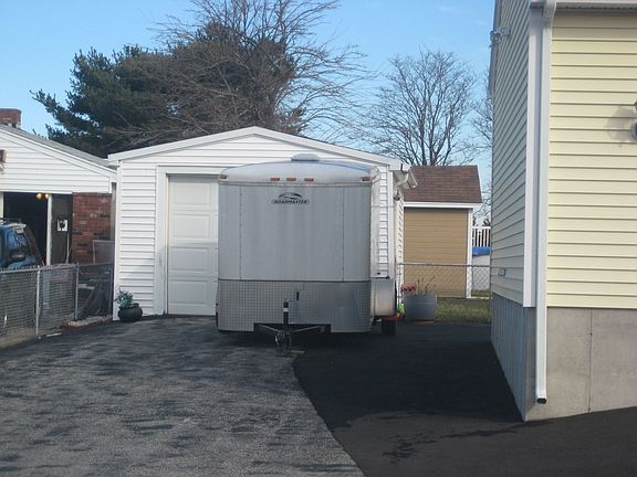 Extra Garage for Storage