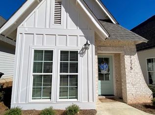 1275 Burrow Cir, Opelika, AL 36801