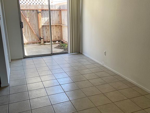5th image of 10352 Park Ave #D