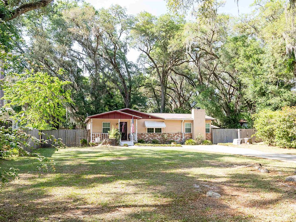 1st image of 1928 Longview Dr