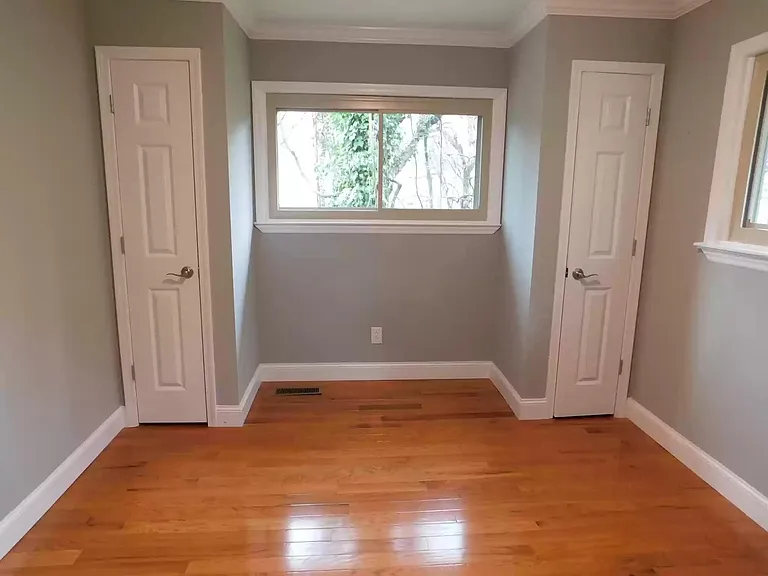 412 Crest St — Photo 9