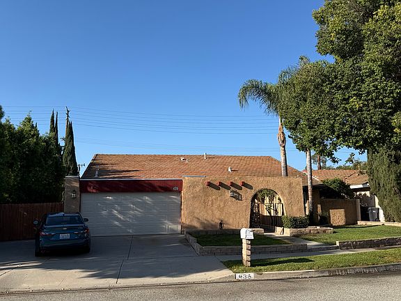 2nd image of 435 Mark Dr