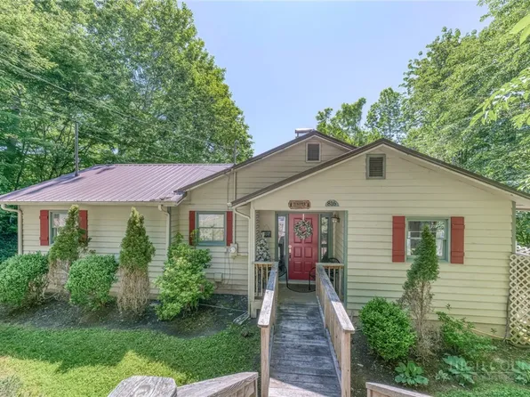 816 Hemlock Drive, Newland, NC 28657