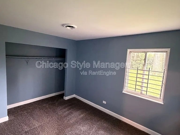 1928 Campbell Ave — Photo 4
