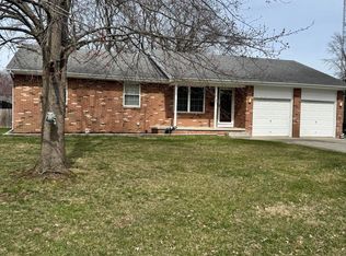 42 N Melody Ln, Waterville, OH 43566