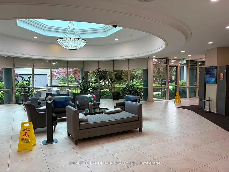 28 E Harrison Garden Blvd #1001 — Photo 4