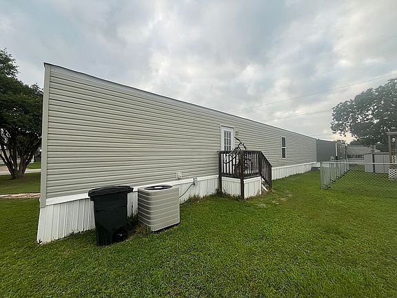 5th image of 110 Ridgecraft