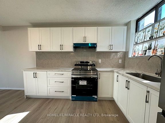 2nd image of 665 Kennedy Rd #303