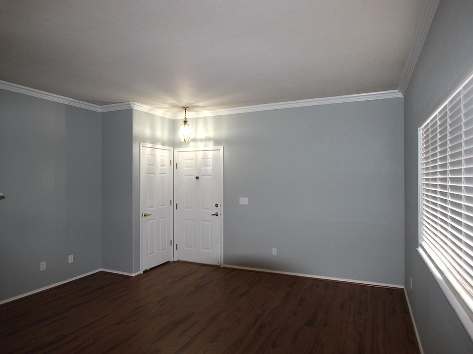 Strawberry Fields Condominiums 3850 Strawberry Field Grv Colorado