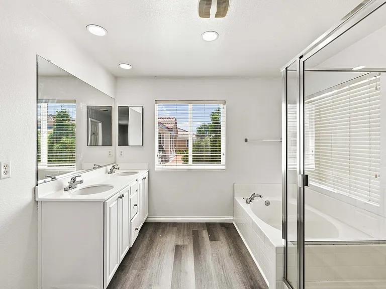 6134 Archwood Way — Photo 15