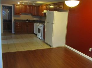 905 Locust St APT 6, Fall River, MA 02720