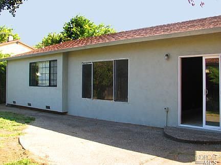 2nd image of 4 Santiago Ct