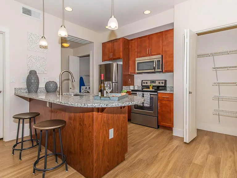 Las Aguas Apartments — Photo 55