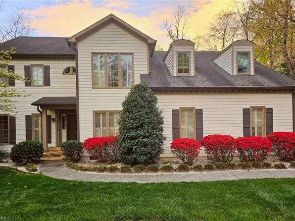 903 Blanton Pl, Greensboro, NC 27408
