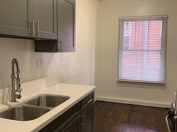 5th image of 808 S Hobart Blvd APT 210