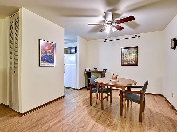 2nd image of 151 N University Dr Unit 303