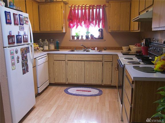 5th image of 4518 92nd St NE