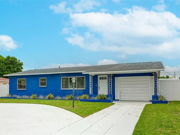 4608 Orlando Cir, Bradenton, FL 34207