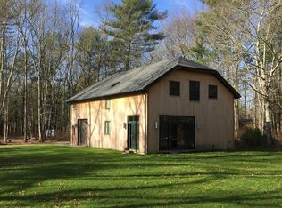 8 Shadow Wood Ln, Westport, MA 02790