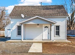 17503 Wayne St, Zanesville, IN 46799