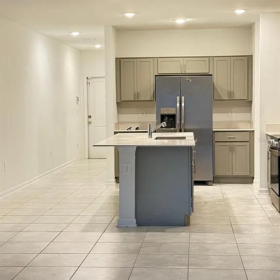 1204 Deepwater Cir — Photo 5