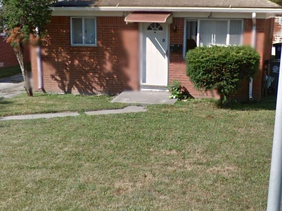1st image of 256 Graham St #1