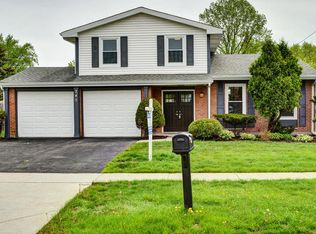 745 Patton Dr, Buffalo Grove, IL 60089