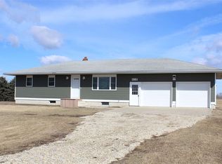 435 South St W, Jesup, IA 50648