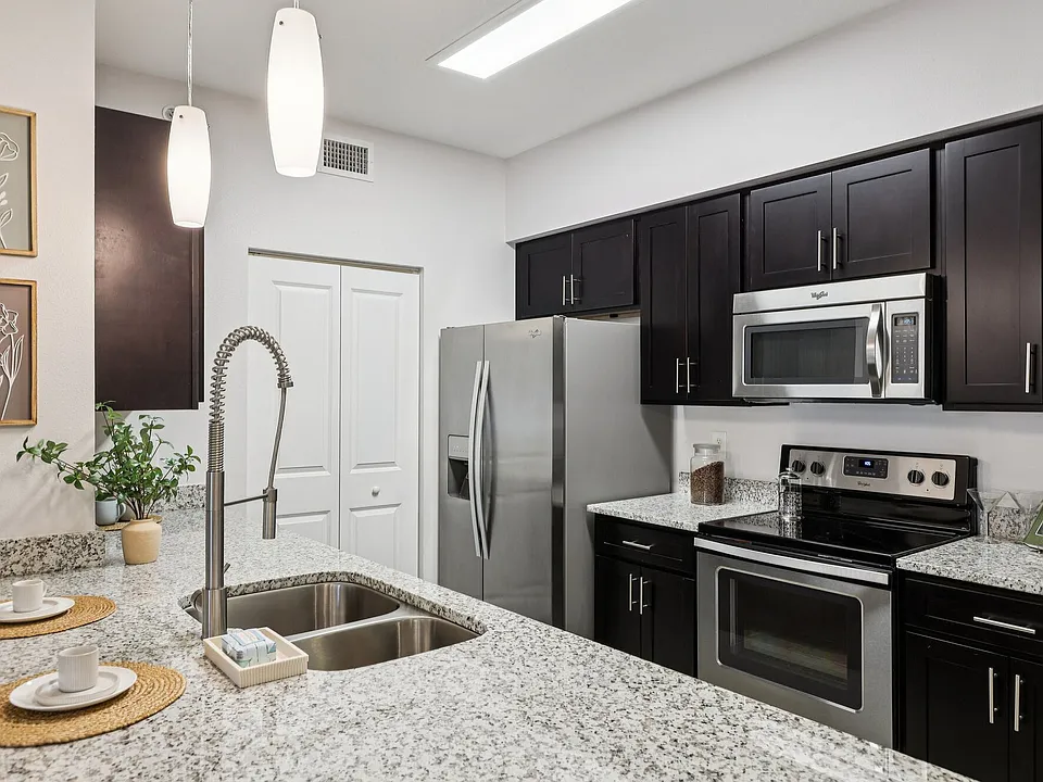 Mila Apartments