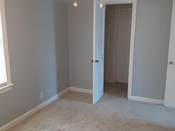 3rd image of 1717 1/2 22nd Ave N #2