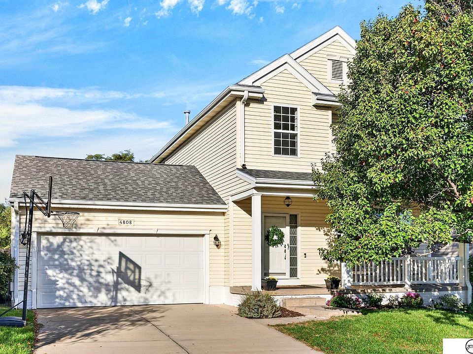 1st image of 4808 S 194th Ave