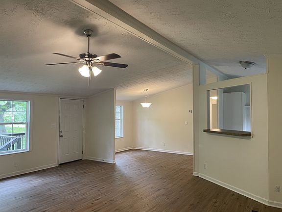 5th image of 244 Redwood Cir