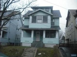 82 Nesbit Ter, Irvington, NJ 07111