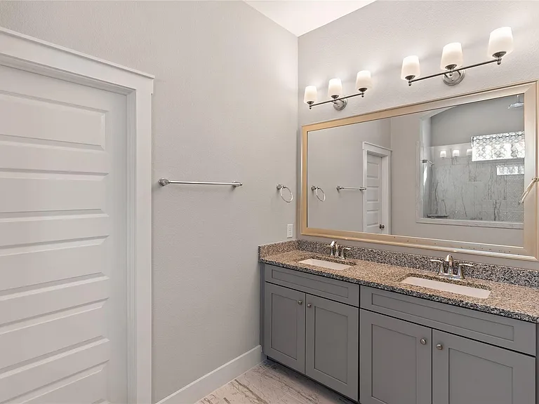 18547 First Landing Dr — Photo 14