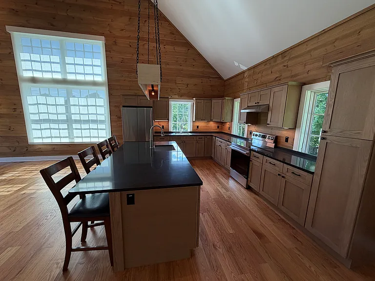 Kitchen from the entry