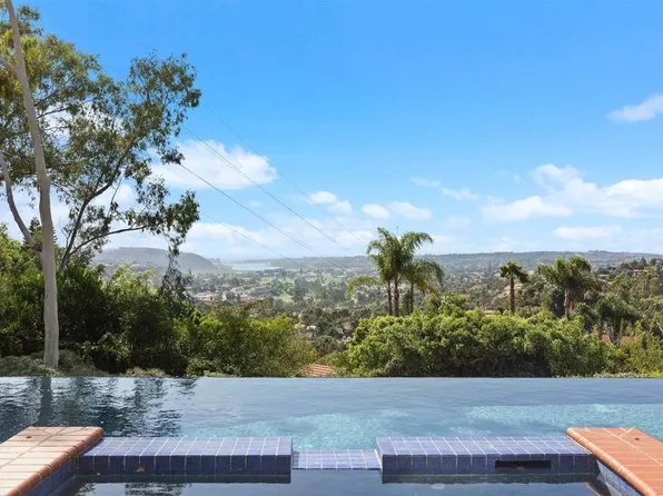 3251 Piragua St, Carlsbad, CA 92009