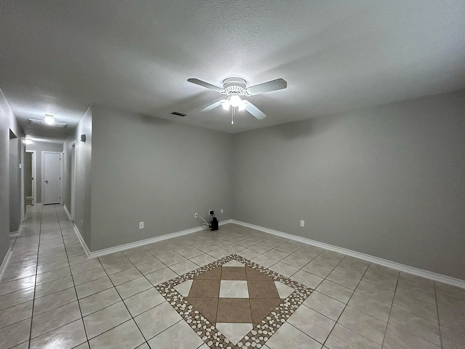 521 N South Street - 1 — Photo 3