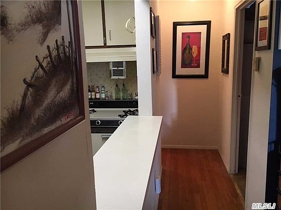 4th image of 4713 Wilshire Ln