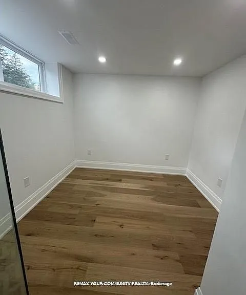 12 Kemano Rd #BASEMENT — Photo 7
